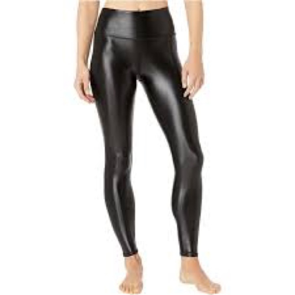 Alo black shine leggings